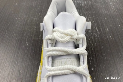 Jordan Air 678 AH7860-107 EasyMatch “Yellow 11 Low Snakeskin” 0926